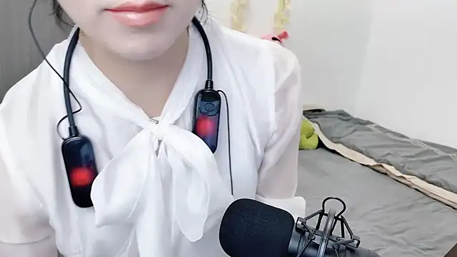 starsqimei online show from November 1, 2025, 6:19 am