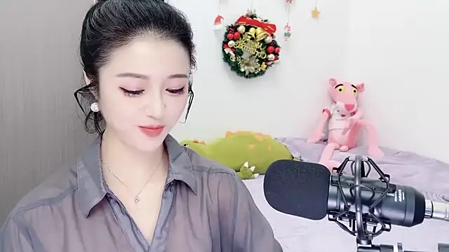 starsqimei online show from January 15, 2026, 6:06 am