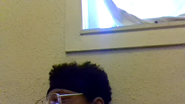 Snapshot of dvaughn3117 chatting on April 10, 2026, 11:56 pm dvaughn3117 online show from April 10, 2026, 11:56 pm