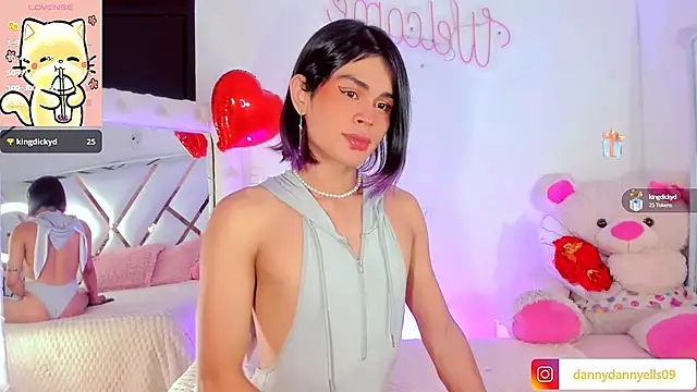 Snapshot of sweet_dannyfem chatting on February 15, 2025, 5:41 am sweet dannyfem online show from February 15, 2025, 5:41 am