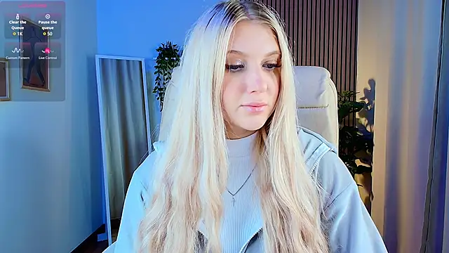 Evacadooo online show from February 26, 2026, 2:33 am