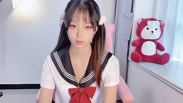 Snapshot of Z-long chatting on October 25, 2025, 6:45 am Z-long online show from October 25, 2025, 6:45 am