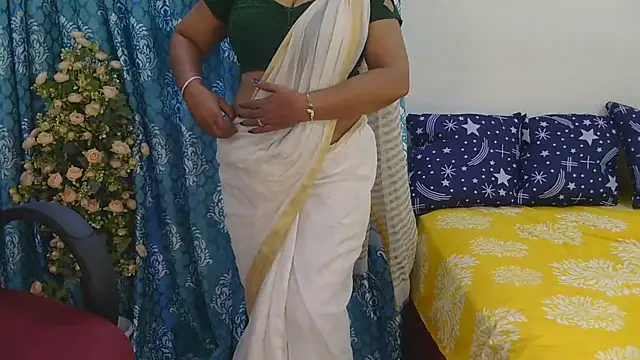 Snapshot of indian_anu_mallu chatting on July 6, 2026, 3:03 pm indian anu mallu online show from July 6, 2026, 3:03 pm