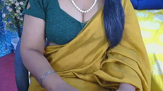 Snapshot of indian_anu_mallu chatting on August 3, 2026, 8:55 am indian anu mallu online show from August 3, 2026, 8:55 am