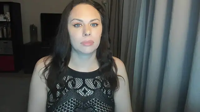 Snapshot of MollyCheiz chatting on April 12, 2026, 8:45 pm MollyCheiz online show from April 12, 2026, 8:45 pm