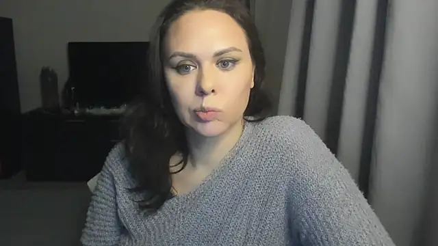 MollyCheiz online show from January 14, 2026, 4:32 pm