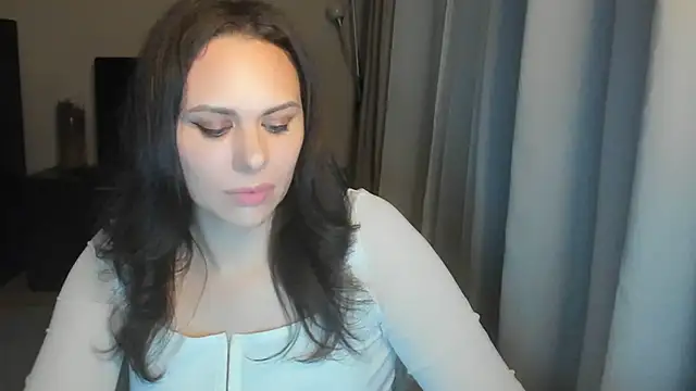 Snapshot of MollyCheiz chatting on March 29, 2026, 8:54 pm MollyCheiz online show from March 29, 2026, 8:54 pm