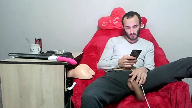 kisandgioni online show from February 25, 2025, 10:42 pm