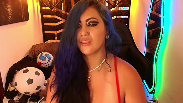 scarleth blue online show from June 25, 2026, 5:12 am
