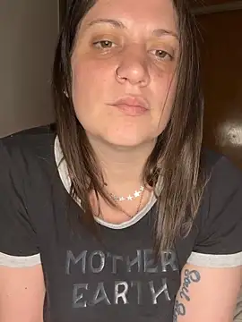 Macadiez10 online show from October 8, 2025, 3:30 am