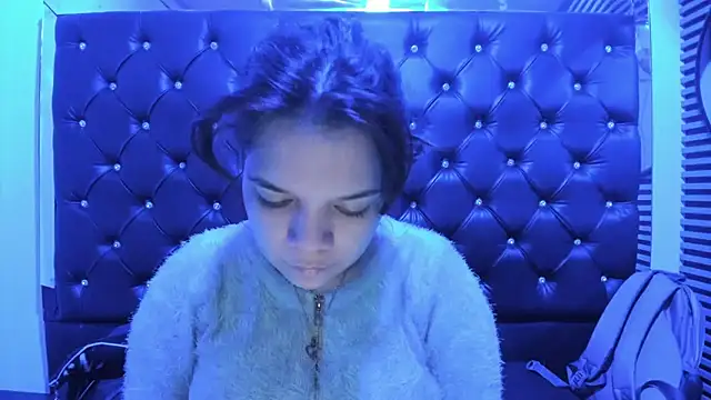 Snapshot of MelanyCarter18 chatting on November 5, 2025, 1:25 pm MelanyCarter18 online show from November 5, 2025, 1:25 pm