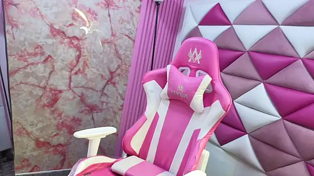 MelanyCarter18 online show from March 7, 2026, 2:11 pm