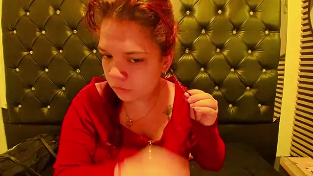 Snapshot of MelanyCarter18 chatting on November 15, 2025, 1:48 pm MelanyCarter18 online show from November 15, 2025, 1:48 pm