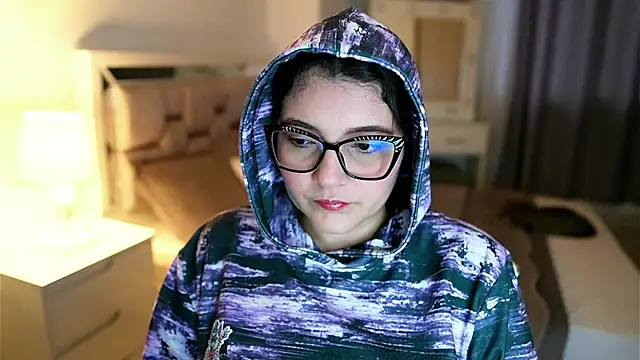 Camilaa bueno online show from January 16, 2026, 10:58 pm