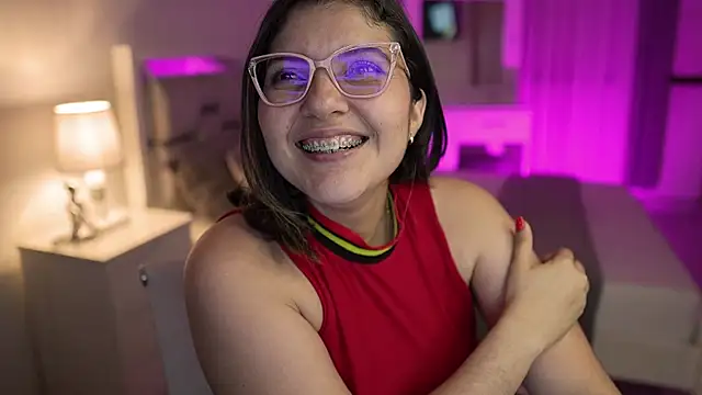 Camilaa bueno online show from December 16, 2024, 1:42 am