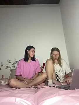 ella grays online show from May 3, 2026, 8:12 pm