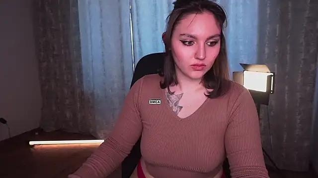 Snapshot of Hoot_owl_cb chatting on March 23, 2026, 4:34 am Hoot owl cb online show from March 23, 2026, 4:34 am