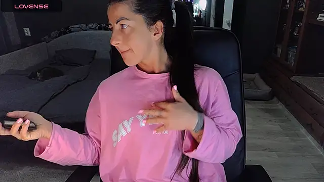 Aria Dl online show from October 1, 2025, 11:14 am