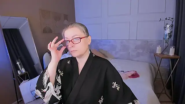 AlexandraKind online show from March 17, 2026, 8:45 pm