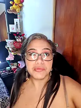 Snapshot of Katrina_The_Kitty chatting on October 14, 2025, 9:21 am Katrina The Kitty online show from October 14, 2025, 9:21 am