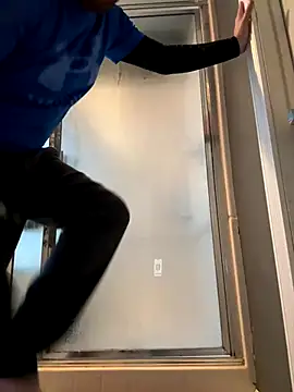 Snapshot of Bluemage710 chatting on December 1, 2025, 3:24 pm Bluemage710 online show from December 1, 2025, 3:24 pm