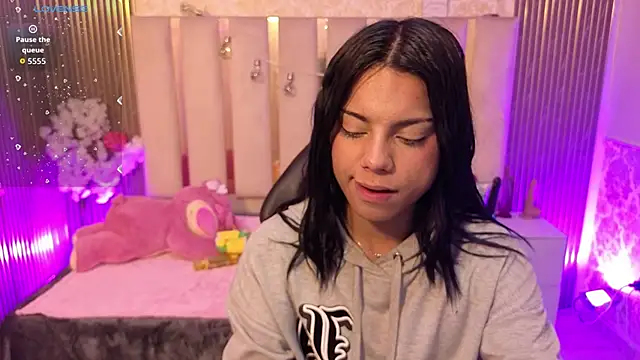 Andy tay1 online show from November 9, 2025, 3:32 am