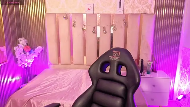 Andy tay1 online show from December 19, 2025, 3:21 am