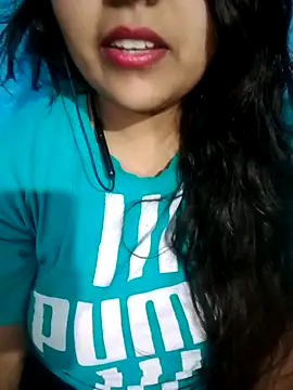 Love-Veronica online show from April 29, 2026, 6:03 pm
