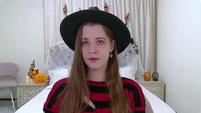 Snapshot of AgataAisitt chatting on October 29, 2025, 5:45 pm AgataAisitt online show from October 29, 2025, 5:45 pm