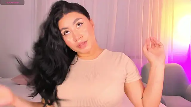 Snapshot of leylaclintonxx chatting on October 16, 2025, 8:50 pm leylaclintonxx online show from October 16, 2025, 8:50 pm
