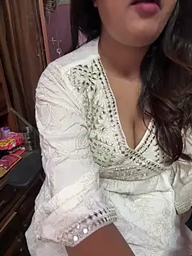 Snapshot of _nishalove19 chatting on November 10, 2025, 7:19 pm nishalove19 online show from November 10, 2025, 7:19 pm