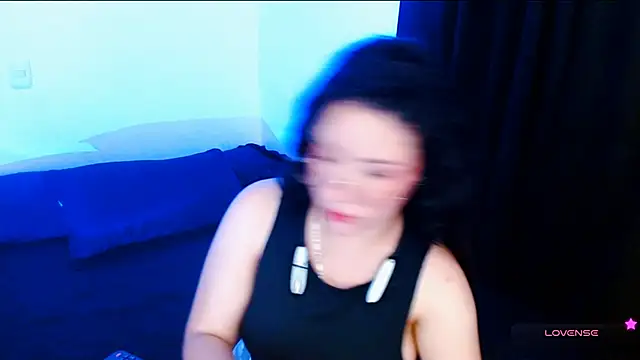 Snapshot of DollCam__ chatting on September 19, 2025, 1:20 am DollCam online show from September 19, 2025, 1:20 am
