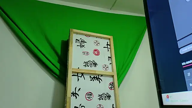 Snapshot of Megan_sophia2 chatting on October 8, 2025, 10:39 am Megan sophia2 online show from October 8, 2025, 10:39 am