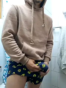 Snapshot of tula_chyk chatting on December 4, 2024, 12:08 pm tula chyk online show from December 4, 2024, 12:08 pm