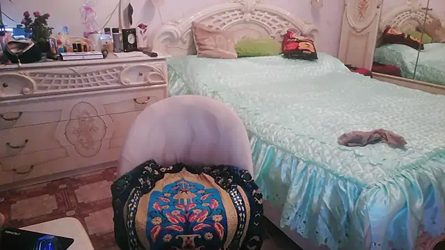 Debra Phoenix online show from January 9, 2026, 10:39 pm