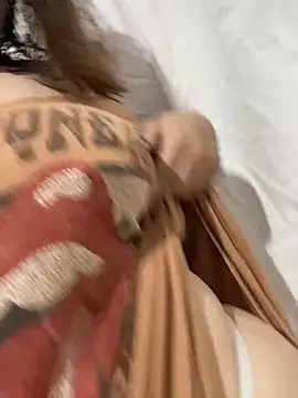 fresitaju online show from February 2, 2026, 2:32 am