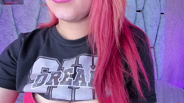 Snapshot of Naomy_veracruz_ chatting on October 18, 2025, 2:35 am Naomy veracruz online show from October 18, 2025, 2:35 am