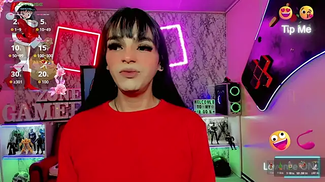 Snapshot of Alessa_mullen chatting on December 16, 2025, 3:33 am Alessa mullen online show from December 16, 2025, 3:33 am