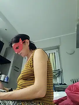 Snapshot of Vagabondainnamorata chatting on October 28, 2025, 7:13 pm Vagabondainnamorata online show from October 28, 2025, 7:13 pm