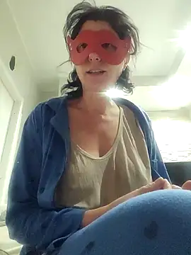 Snapshot of Vagabondainnamorata chatting on November 23, 2025, 4:22 am Vagabondainnamorata online show from November 23, 2025, 4:22 am