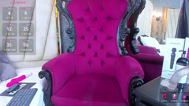 Snapshot of Madison-Diaz chatting on September 22, 2025, 1:17 pm Madison-Diaz online show from September 22, 2025, 1:17 pm