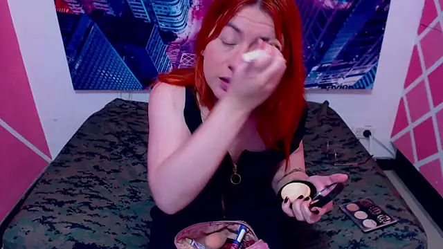 XxMiaSexxyHotxX online show from December 1, 2025, 2:18 pm