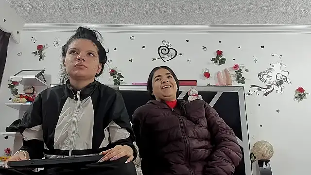 abby eemily online show from November 5, 2025, 12:19 pm