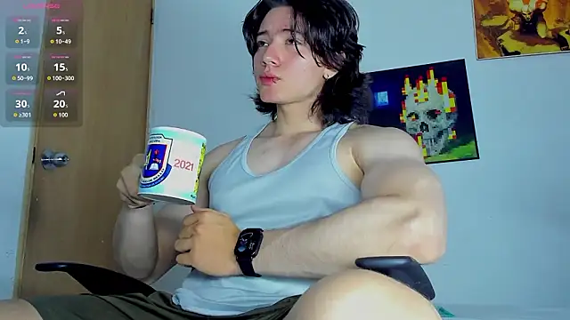 AngelBennet  online show from February 5, 2026, 9:43 pm