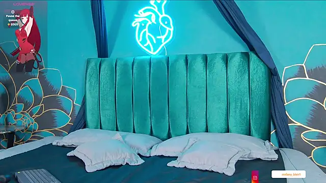 Snapshot of melany_blair chatting on November 4, 2025, 8:23 pm melany blair online show from November 4, 2025, 8:23 pm