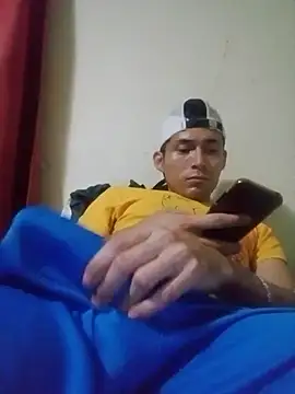 Fer-nand online show from February 25, 2025, 2:36 am