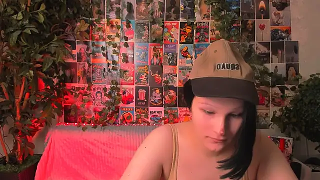 Snapshot of Kleo_Godde chatting on September 10, 2025, 1:26 am Kleo Godde online show from September 10, 2025, 1:26 am