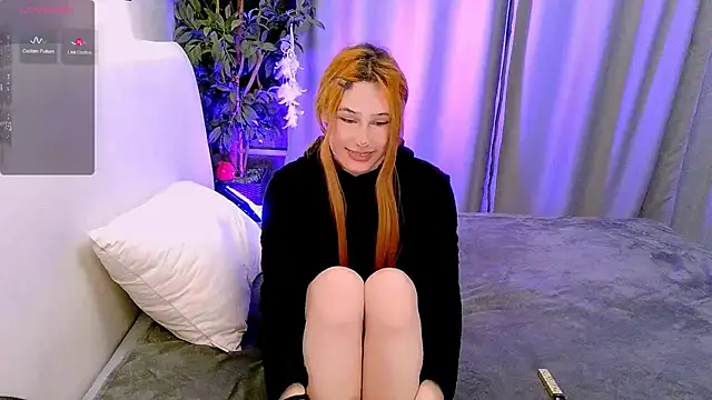 Snapshot of Kleo_Godde chatting on February 16, 2025, 12:08 am Kleo Godde online show from February 16, 2025, 12:08 am