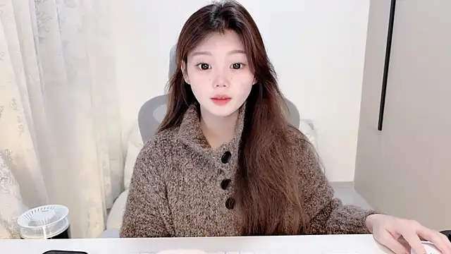 Snapshot of yangyang-1115 chatting on November 11, 2025, 5:02 am yangyang-1115 online show from November 11, 2025, 5:02 am