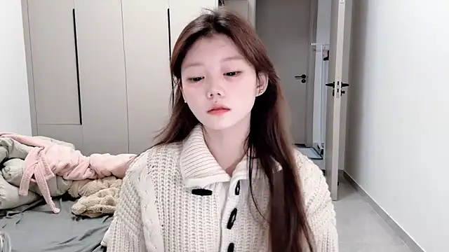 Snapshot of yangyang-1115 chatting on October 12, 2025, 5:31 am yangyang-1115 online show from October 12, 2025, 5:31 am